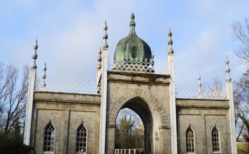 Dromana Gate and Bridge - The Irish Place