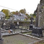 Graves-with-Memorial-Crosses