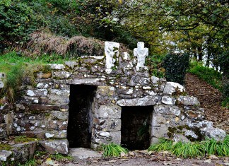 St. Declans Holy Well, Ardmore, Co. Waterford - The Irish Place