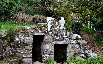 St. Declans Holy Well, Ardmore, Co. Waterford - The Irish Place