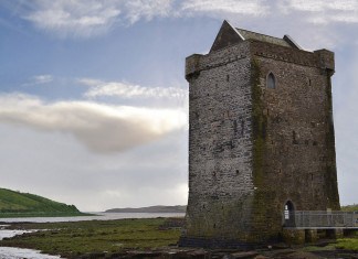 Carraigahowley Castle also known as Rockfleet Castle - The Irish Place