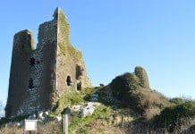 The ruins of Dunhill Castle - The Irish Place