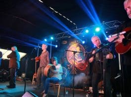 Dervish in full flow at The Doolin Folk Festival 2016 - The Irish Place #doolinfest