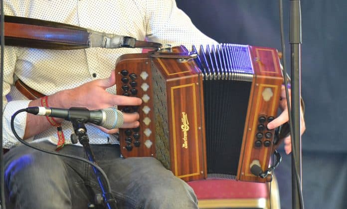 The Button Accordion - The Irish Place