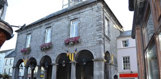 The Tholsel on High Street in Kilkenny built on the site where in 1324 Petronella de Meath was burnt at the stake - The Irish Place