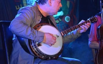 Cathal Hayden on Banjo at The Doolin Folk Festival 2016 - The Irish Place #doolinfest