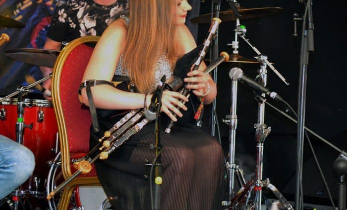 Tara Howley and Friends at The Doolin Folk Festival 2016 with Tara playing the Uilleann Pipes - The Irish Place