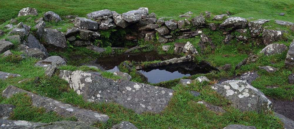 The Fulacht Fiadh at the Drombeg Stone Circle - The Irish Place