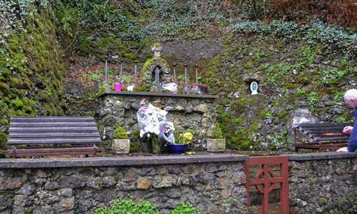 Tobernalt Holy Well